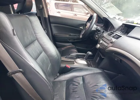 2011 Honda Accord 2.4 Se from USA, damaged, VIN 1HGCP2F66BA109951